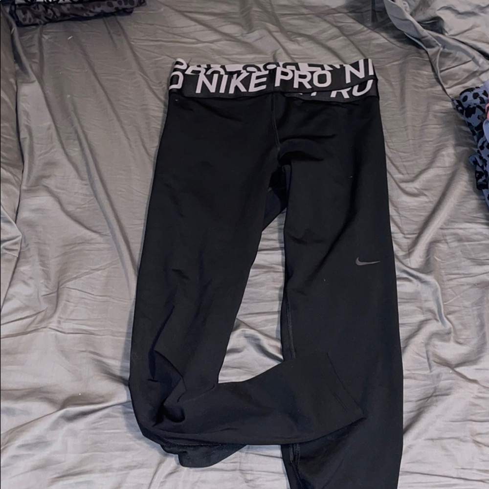Nike intertwist leggings